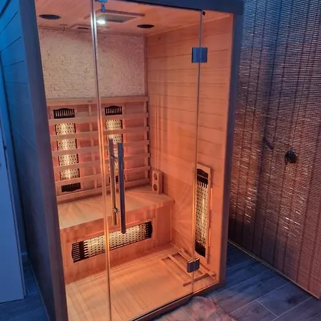 公寓 Con I Due Cuori 塔兰托