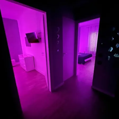 Con I Due Cuori 公寓 塔兰托